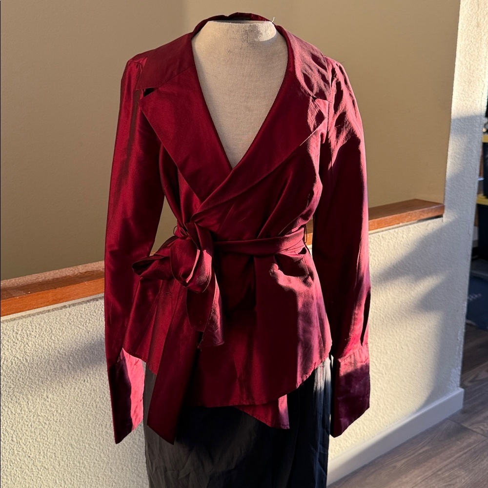 Ann Taylor pure silk Burgundy red wrap top size 4 - Picture 9 of 9